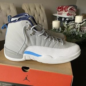 Jordan Retro 12 Wolf grey